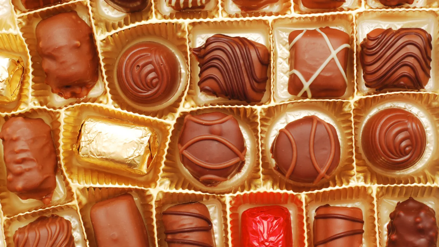 NATIONAL CHOCOLATE CANDY DAY December 28
